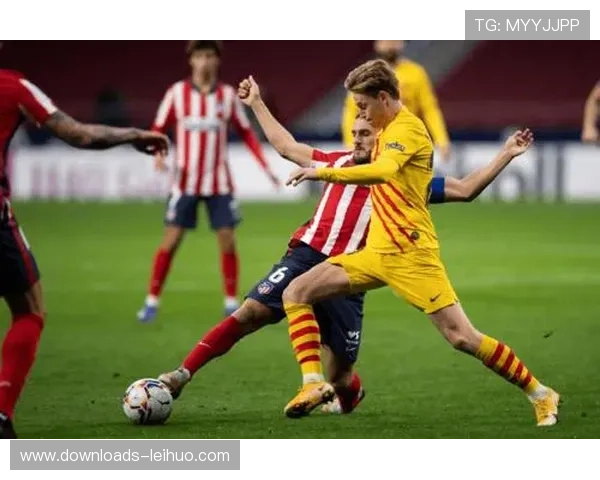 西甲扑救王对决，加扎尼加与巴塔拉数据对比